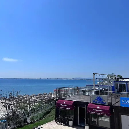 Spacious 1-Bedroom Sea View Apartment 2 Balconies Sweti Wlas