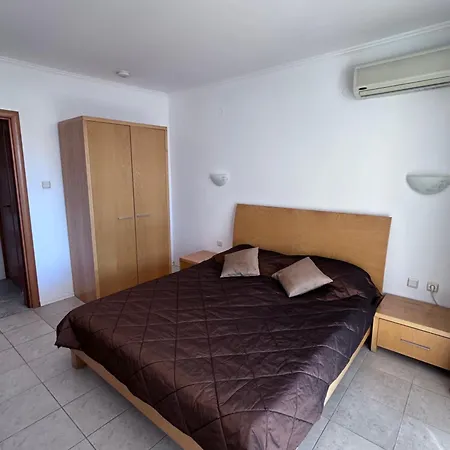 Spacious 1-Bedroom Sea View Apartment 2 Balconies * Sweti Wlas