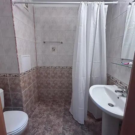 Spacious 1-Bedroom Sea View Apartment 2 Balconies * Sweti Wlas